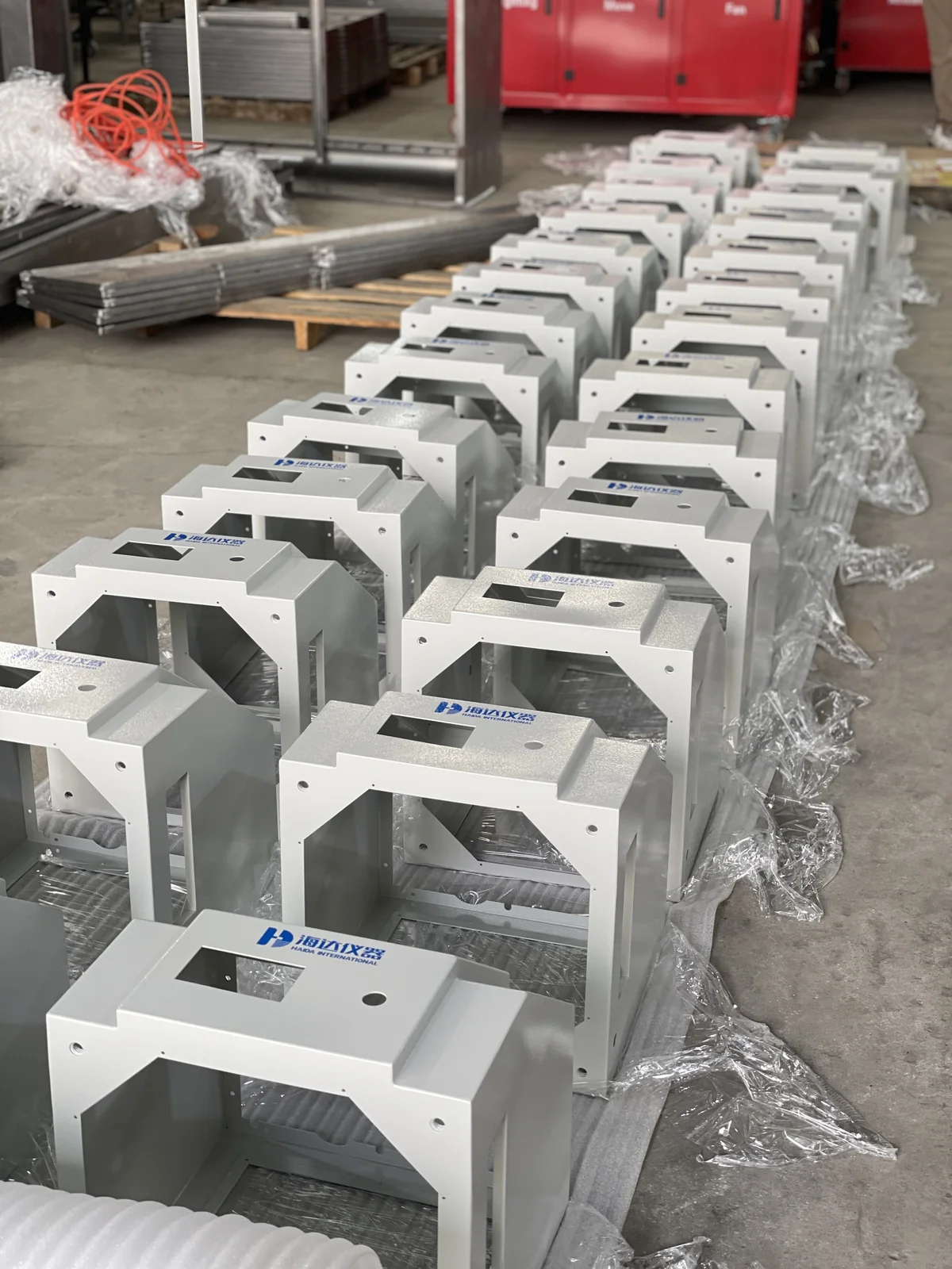 Batch delivery of equipment cabinets