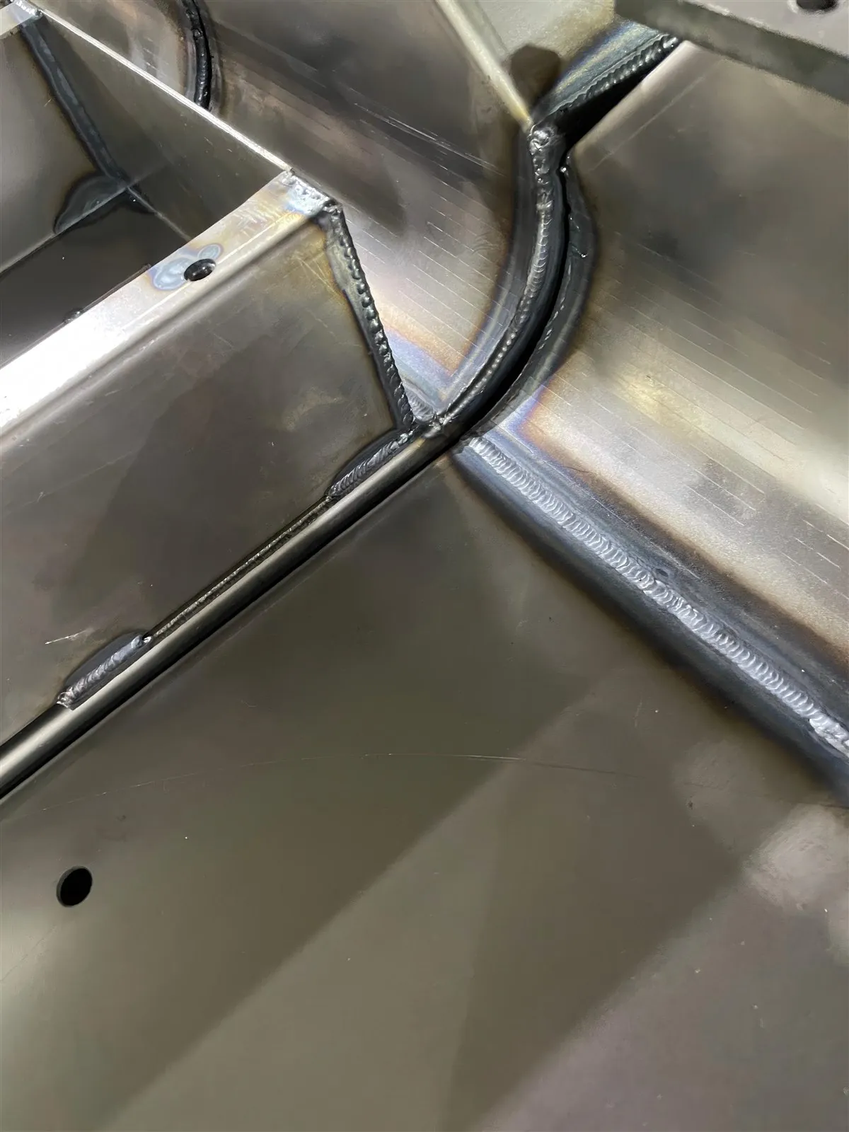 Weld transition detail on stainless steel fabrication